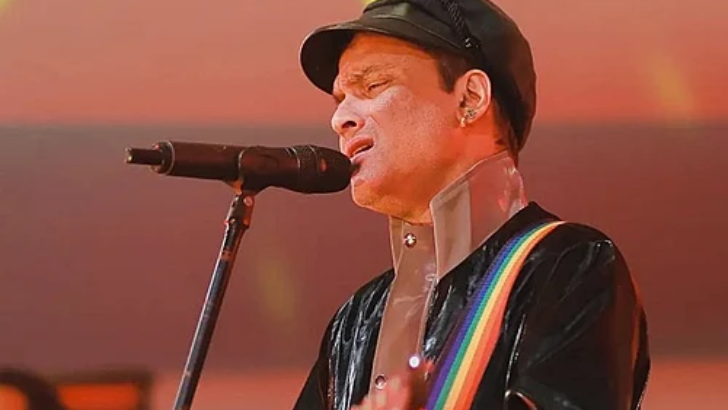 https://www.salarnews.in/public/uploads/images/newsimages/maannewsimage19092025_154128_Zubeen garg.png
